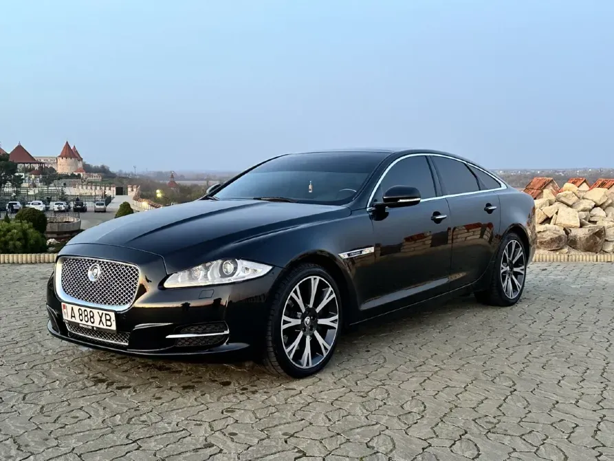 Jaguar XJ 2012 год Бендеры Бендеры - изображение 2