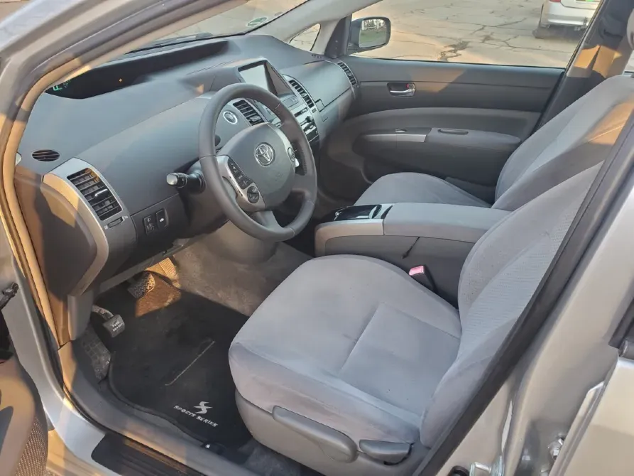 Toyota Prius 2004 год Бендеры Бендеры - изображение 2