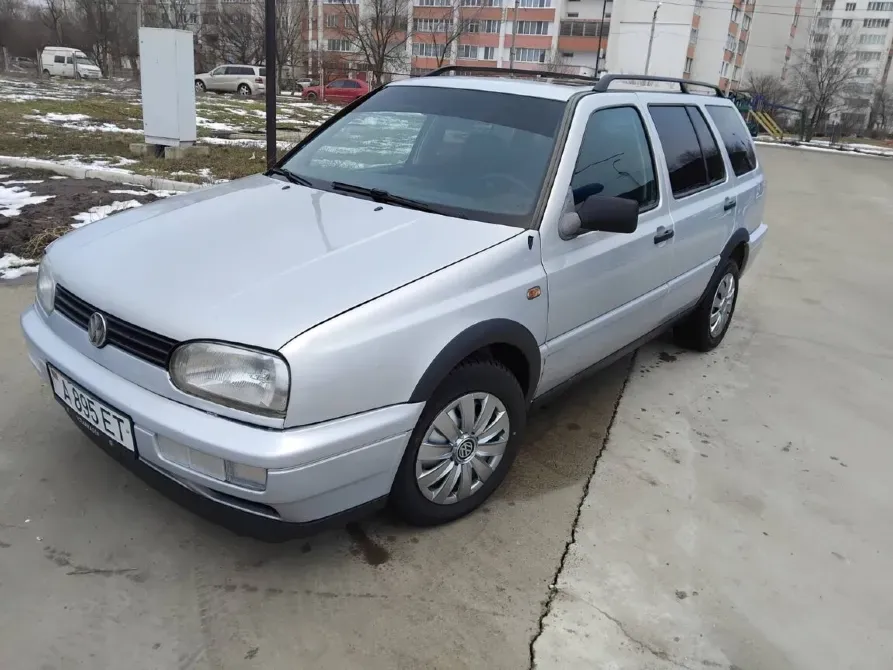 Volkswagen Golf 1999 год Тирасполь Тирасполь - изображение 1