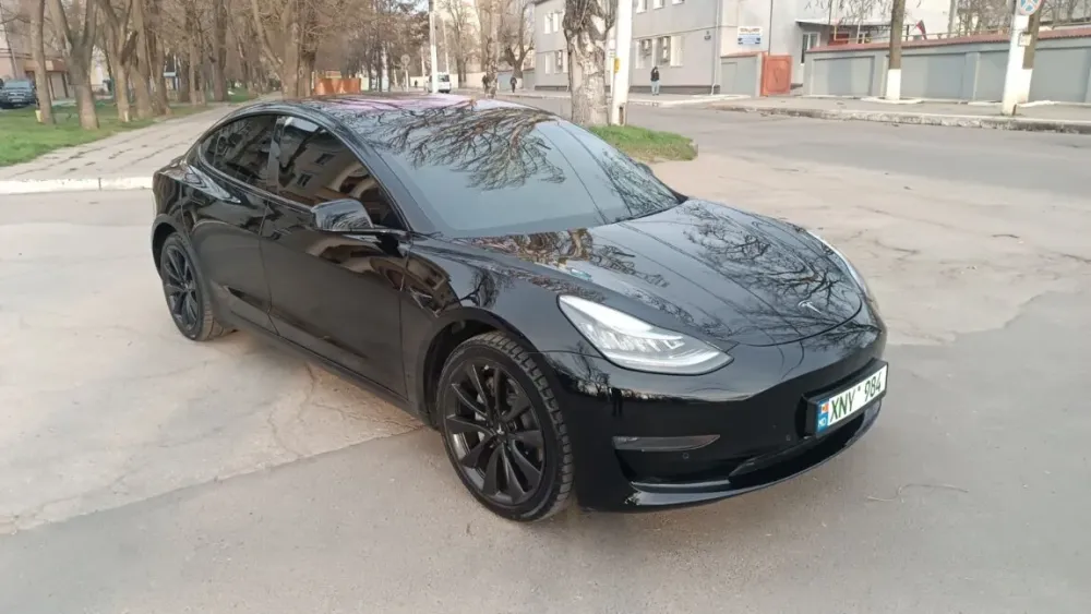 Tesla Model 3 2018 год Тирасполь Тирасполь - изображение 1