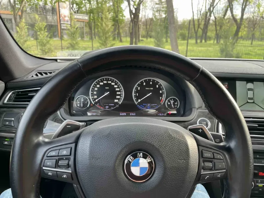 BMW seria 7 2012 an Tiraspol Tiraspol - fotografie 5