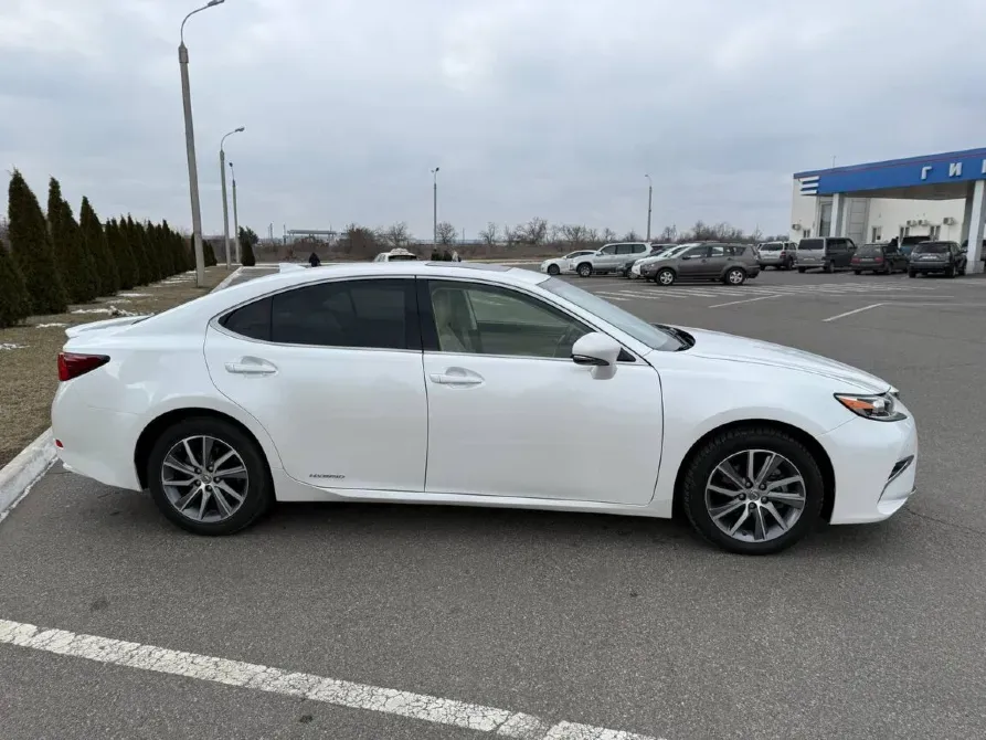 Lexus ES 2016 год Бендеры Бендеры - изображение 5