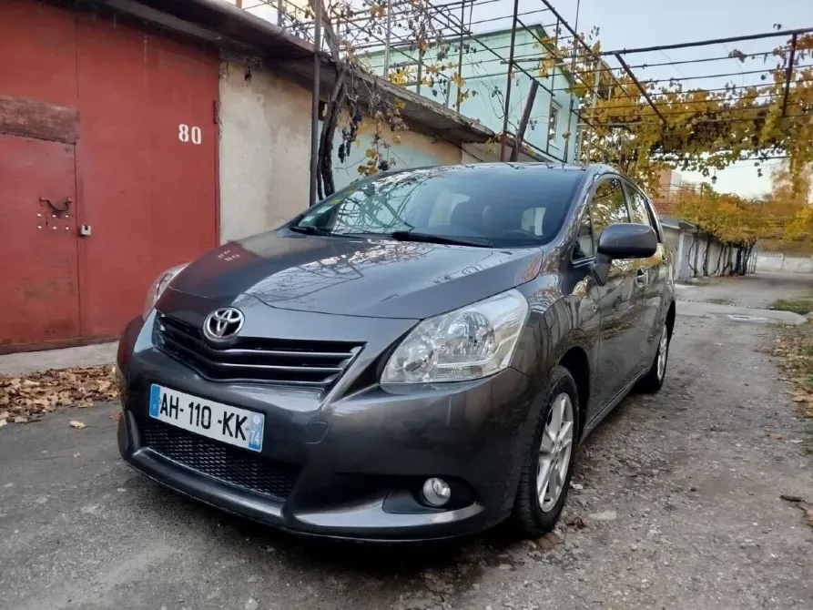 Toyota Verso 2009 an Tiraspol Tiraspol - fotografie 3