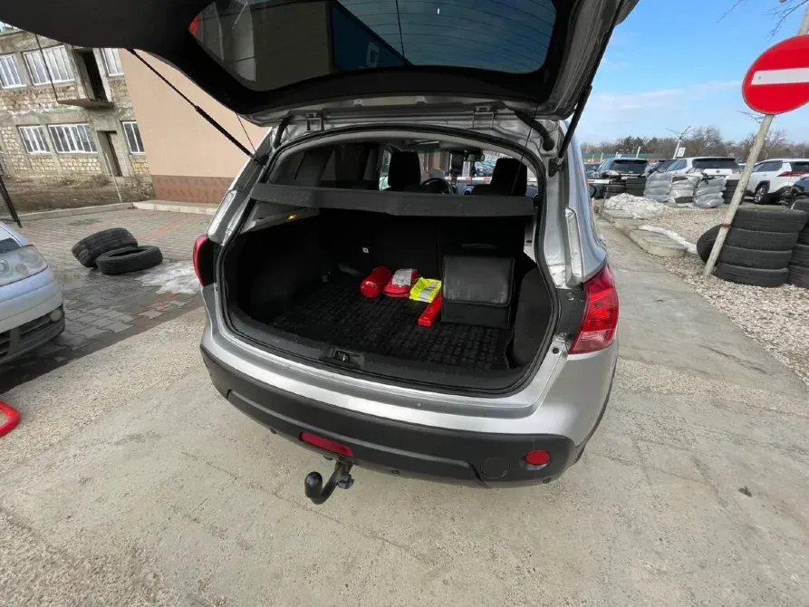 Nissan Qashqai 2009 an Tiraspol Tiraspol - fotografie 3