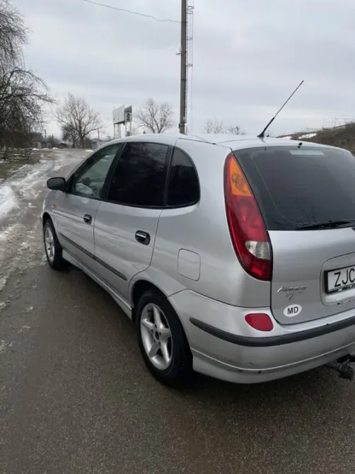 Nissan Almera Tino 2001 an Tiraspol Tiraspol - fotografie 5
