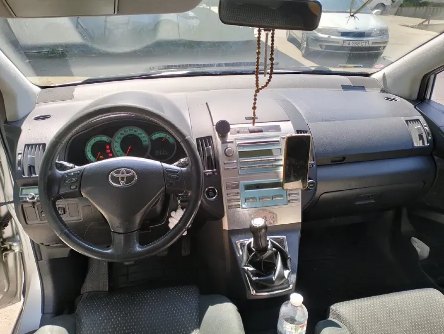 Toyota Corolla Verso 2009 год Бендеры Бендеры - изображение 3