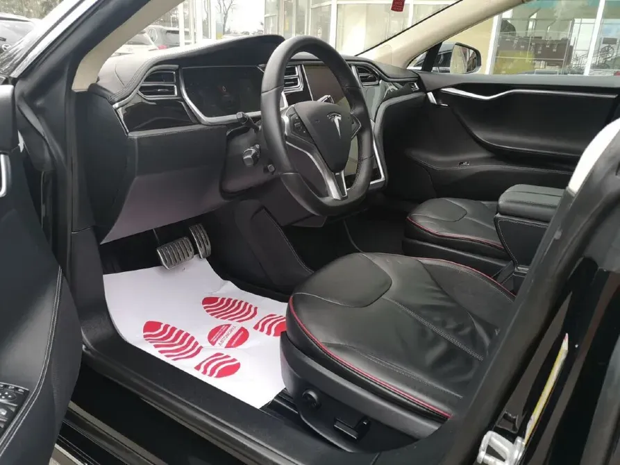 Tesla Model S 2024 год Тирасполь Тирасполь - изображение 5