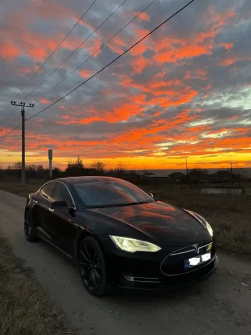 Tesla Model S 2024 год Тирасполь Тирасполь - изображение 6