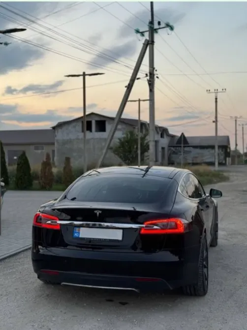 Tesla Model S 2024 год Тирасполь Тирасполь - изображение 7