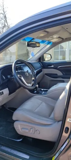 Toyota Highlander 2016 год Бендеры Бендеры - изображение 2