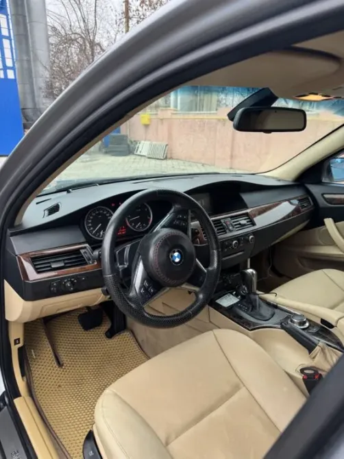 BMW 5 Series 2005 год Тирасполь Тирасполь - изображение 3