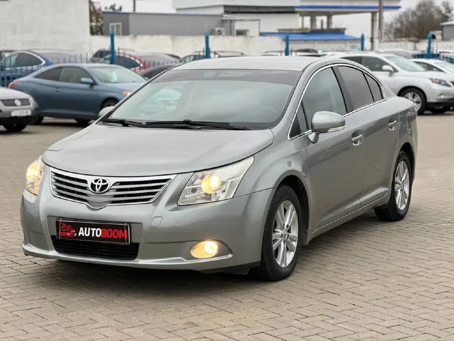 Toyota Avensis 2010 год Терновка Терновка - изображение 4