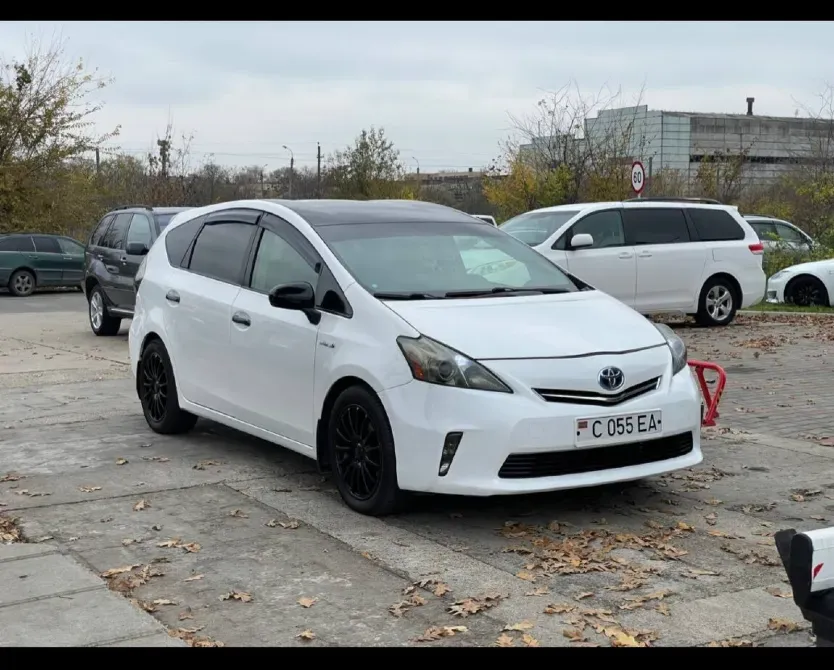 Toyota Prius V 2012 год Тирасполь Тирасполь - изображение 6