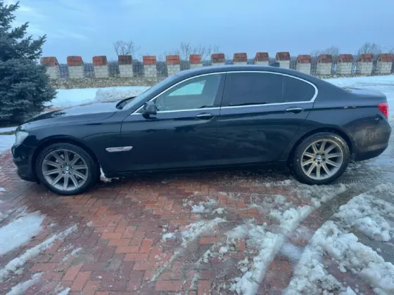 BMW 7 Series 2011 год Бендеры Бендеры