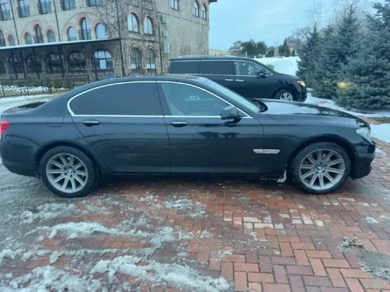 BMW 7 Series 2011 год Бендеры Бендеры