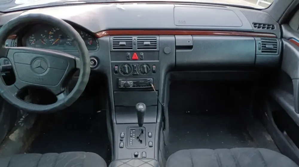 Mercedes E-Class 1996 год Тирасполь Тирасполь - изображение 5
