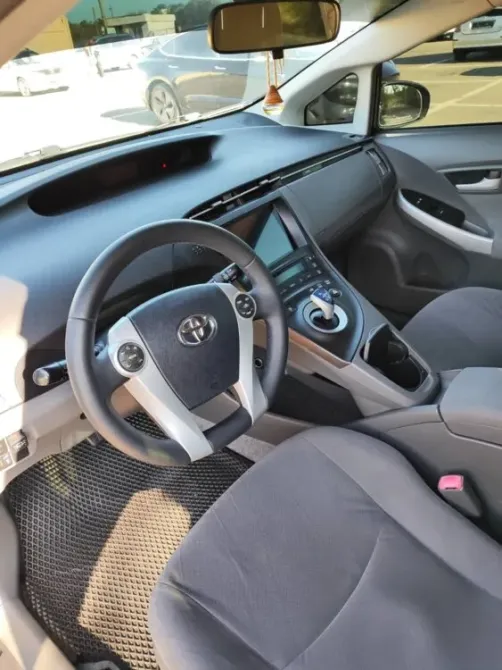 Toyota Prius 2010 год Каменка Каменка - изображение 7