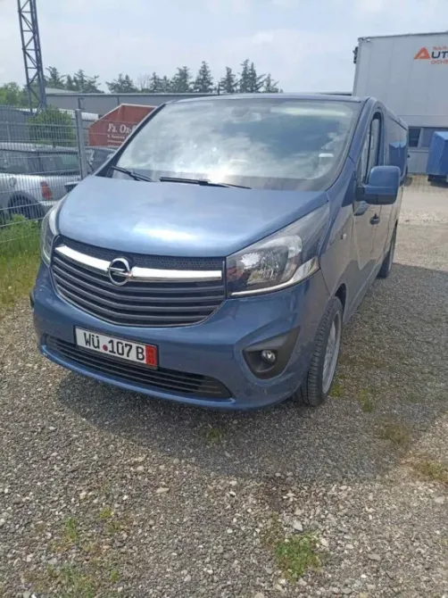 Opel Vivaro 2015 год Тирасполь Тирасполь - изображение 6