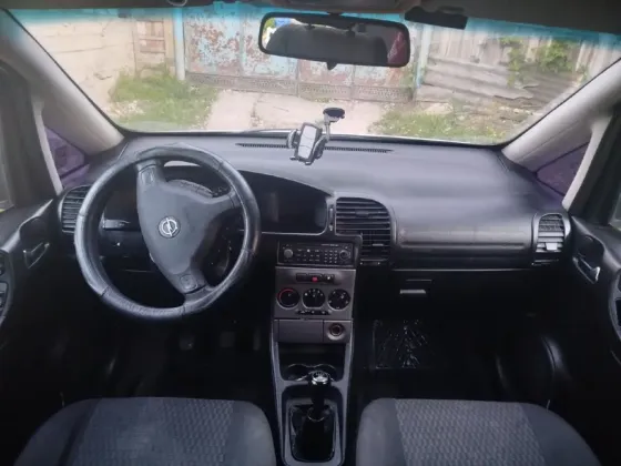 Opel Zafira 2004 год Тирасполь Тирасполь