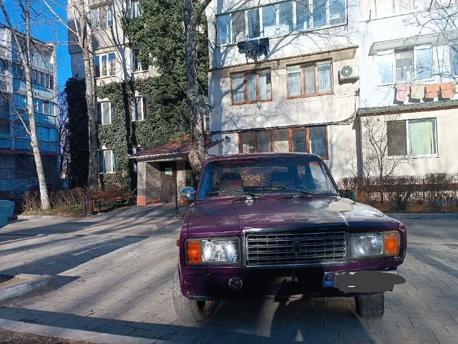 VAZ / Lada 2107 2001 an Chişinău Chişinău - fotografie 1