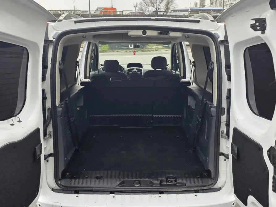 Renault Kangoo 2017 год Кагул Кагул - изображение 7