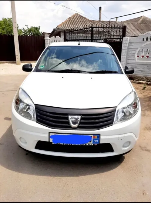 Dacia Sandero 2012 год Кишинёв Кишинёв - изображение 2