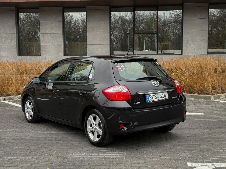 Toyota Auris 2011 Chisinau Chisinau - photo 3