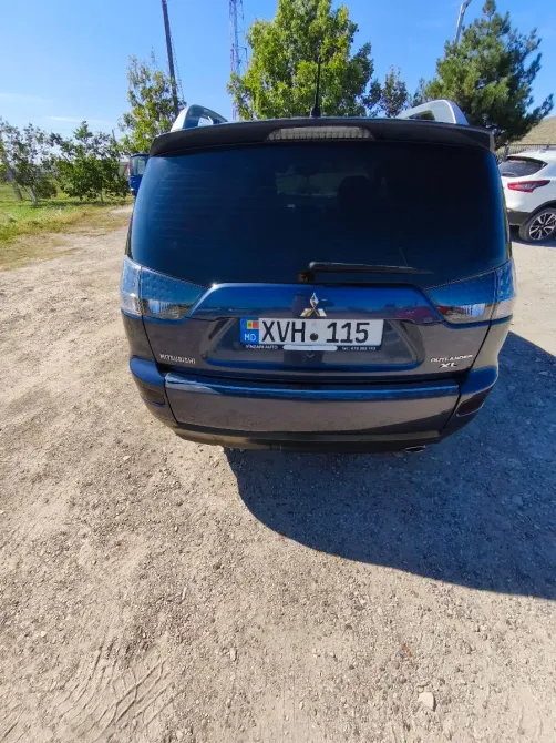Mitsubishi Outlander 2008 год Штефан-Водэ Штефан-Водэ - изображение 1