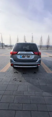 Mitsubishi Outlander 2015 год Кишинёв Кишинёв