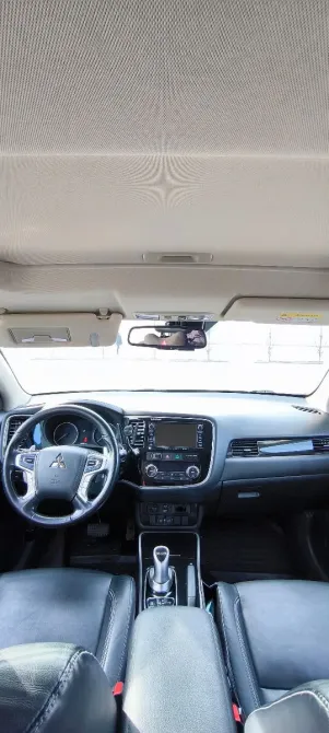 Mitsubishi Outlander 2015 год Кишинёв Кишинёв - изображение 1