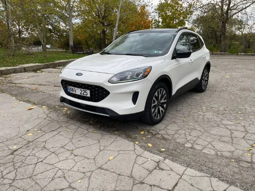 Ford Escape 2020 год Тирасполь Тирасполь - изображение 1