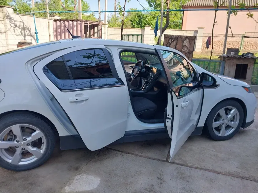 Chevrolet Volt 2014 год Ближний Хутор Ближний Хутор - изображение 1