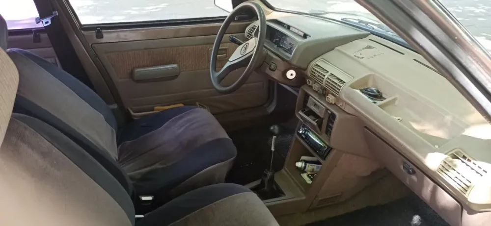 Peugeot 205 1984 год Тирасполь Тирасполь - изображение 5