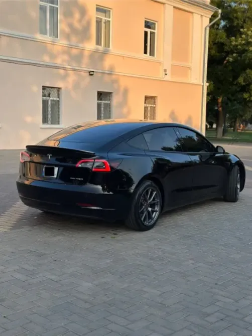 Tesla Model 3 2021 год Тирасполь Тирасполь - изображение 4