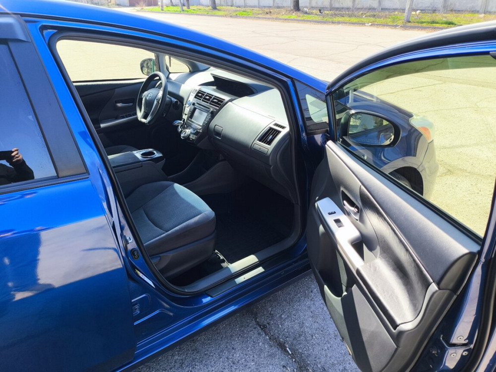 Продам Toyota Prius V Тирасполь - изображение 10