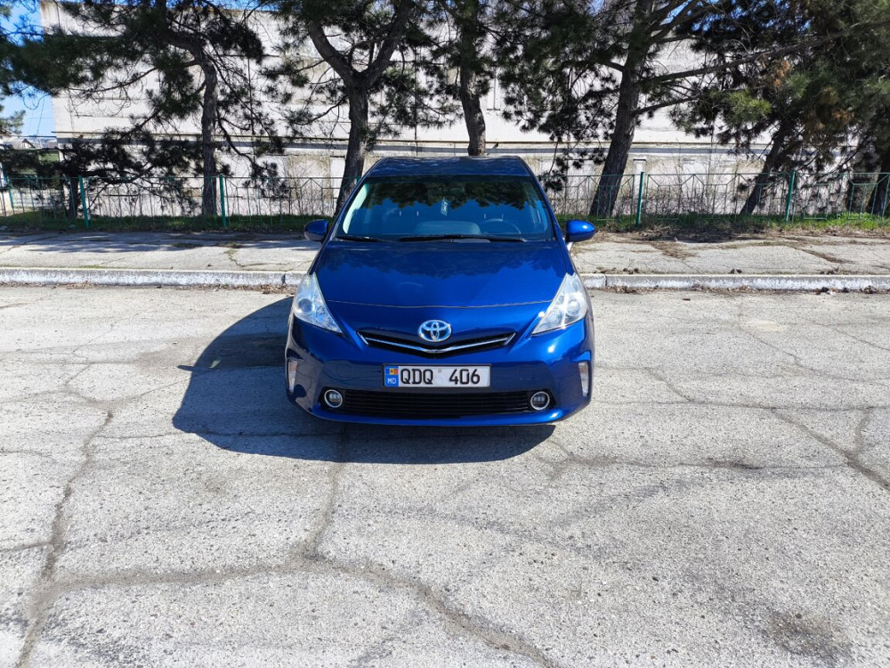 Продам Toyota Prius V Тирасполь - изображение 1