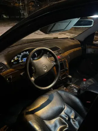 Mercedes S-Class 1999 an Bender Bender