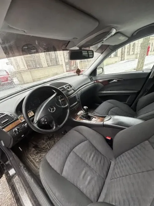 Mercedes E-Class 2002 год Парканы Парканы - изображение 3