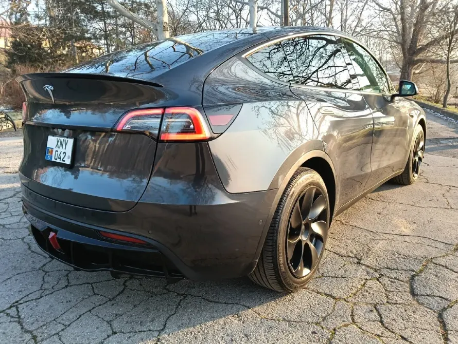 Tesla Model Y 2021 год Тирасполь Тирасполь - изображение 9