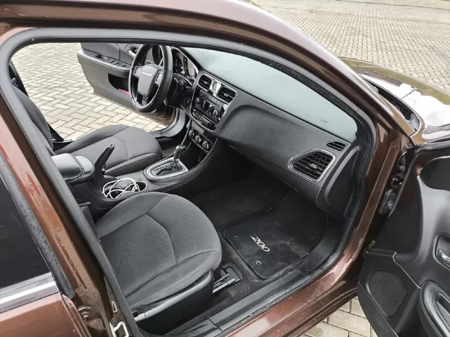 Chrysler 200 2013 год Бендеры Бендеры - изображение 7