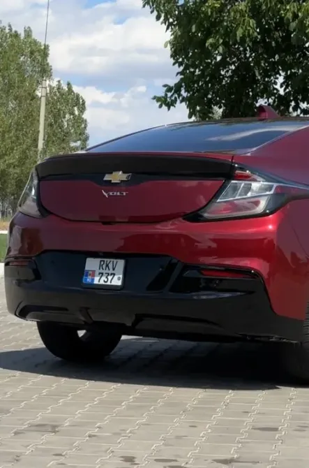 Chevrolet Volt 2017 год Тирасполь Тирасполь - изображение 3